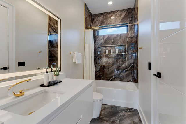 2111 Cahal Ave, Nashville, TN 37206