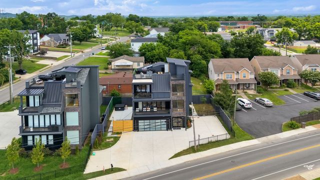 2111 Cahal Ave, Nashville, TN 37206