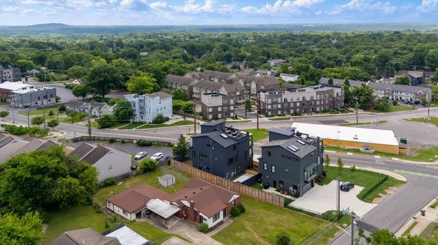 2111 Cahal Ave, Nashville, TN 37206