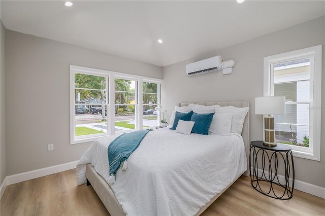 1209 E WASHINGTON STREET, Orlando, FL 32801