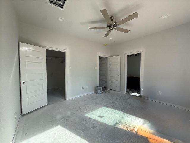 11833 East Gate Drive, Willis, TX 77318