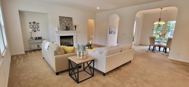 620 W Privado Way, Mountain House, CA 95391