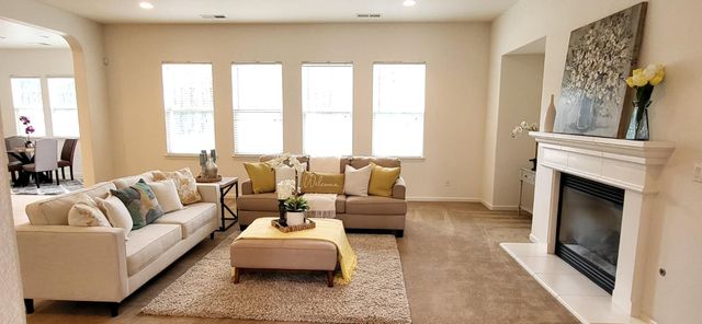 620 W Privado Way, Mountain House, CA 95391