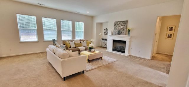 620 W Privado Way, Mountain House, CA 95391