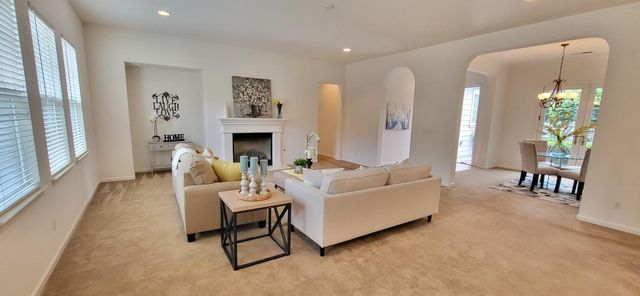 620 W Privado Way, Mountain House, CA 95391