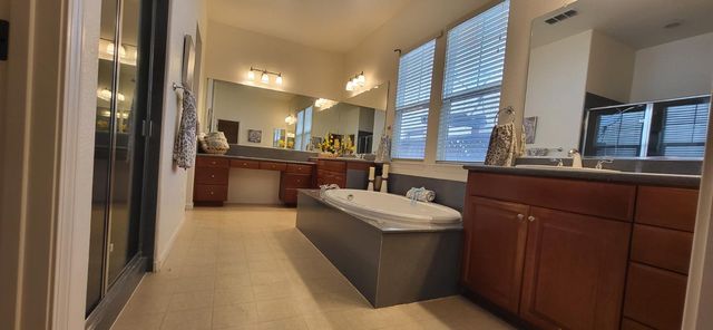 620 W Privado Way, Mountain House, CA 95391