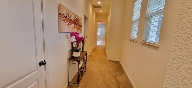 620 W Privado Way, Mountain House, CA 95391