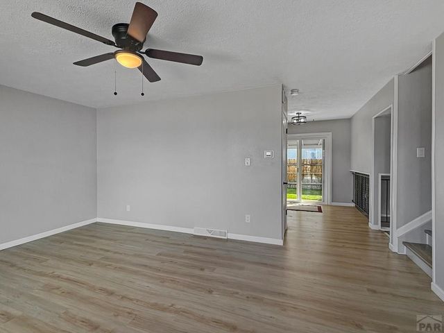 4012 Crestview Dr, Pueblo, CO 81008