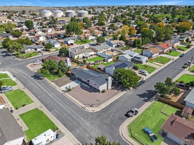 4012 Crestview Dr, Pueblo, CO 81008