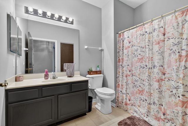 1596 W Ludington Circle, Romeoville, IL 60446