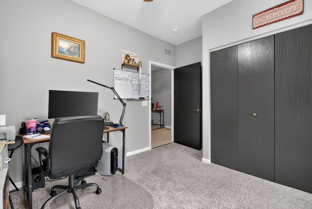 1596 W Ludington Circle, Romeoville, IL 60446