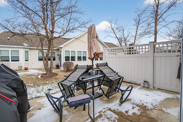 1596 W Ludington Circle, Romeoville, IL 60446