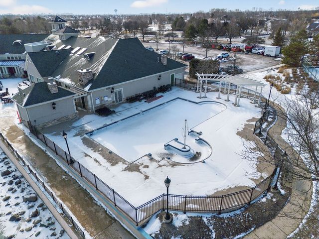 1596 W Ludington Circle, Romeoville, IL 60446