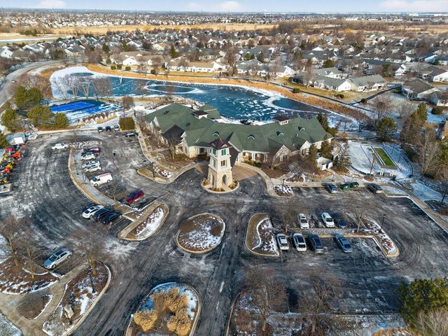 1596 W Ludington Circle, Romeoville, IL 60446