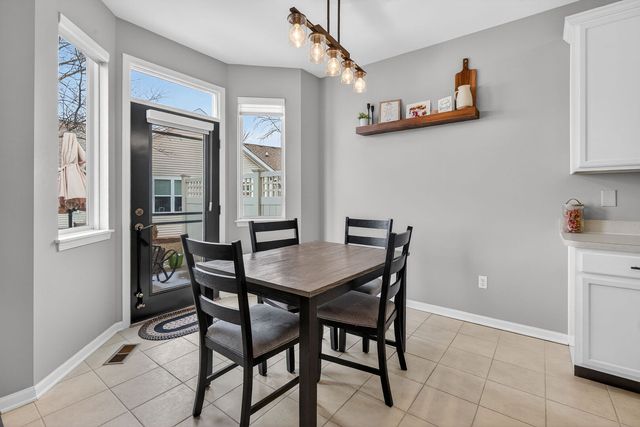 1596 W Ludington Circle, Romeoville, IL 60446