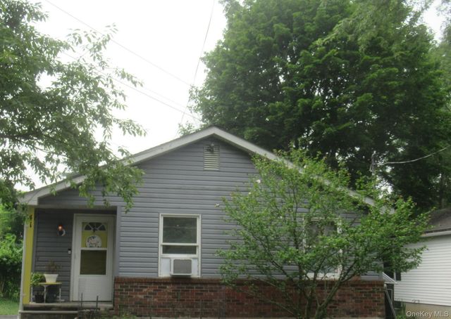 41 Clinton Street, Middletown, NY 10940