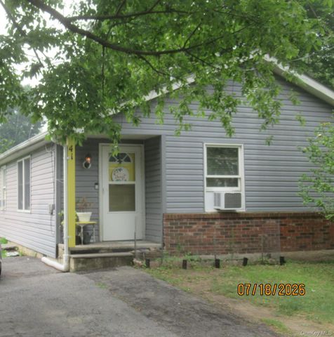 41 Clinton Street, Middletown, NY 10940