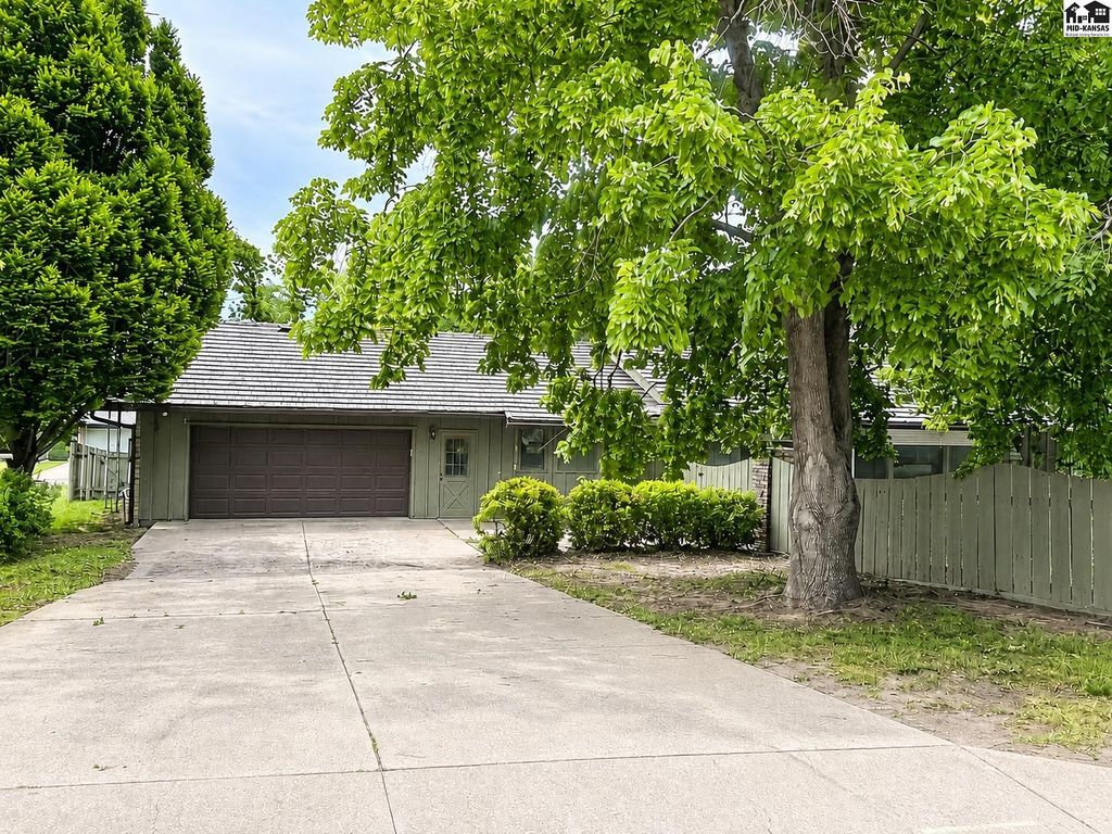 543 Terrace Dr