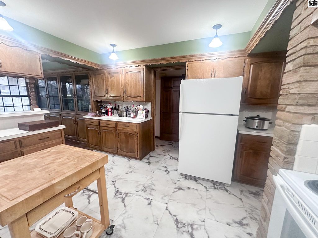 543 Terrace Dr