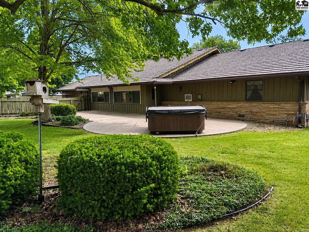 543 Terrace Dr