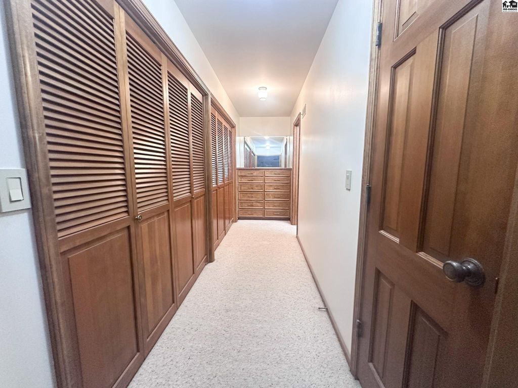 543 Terrace Dr
