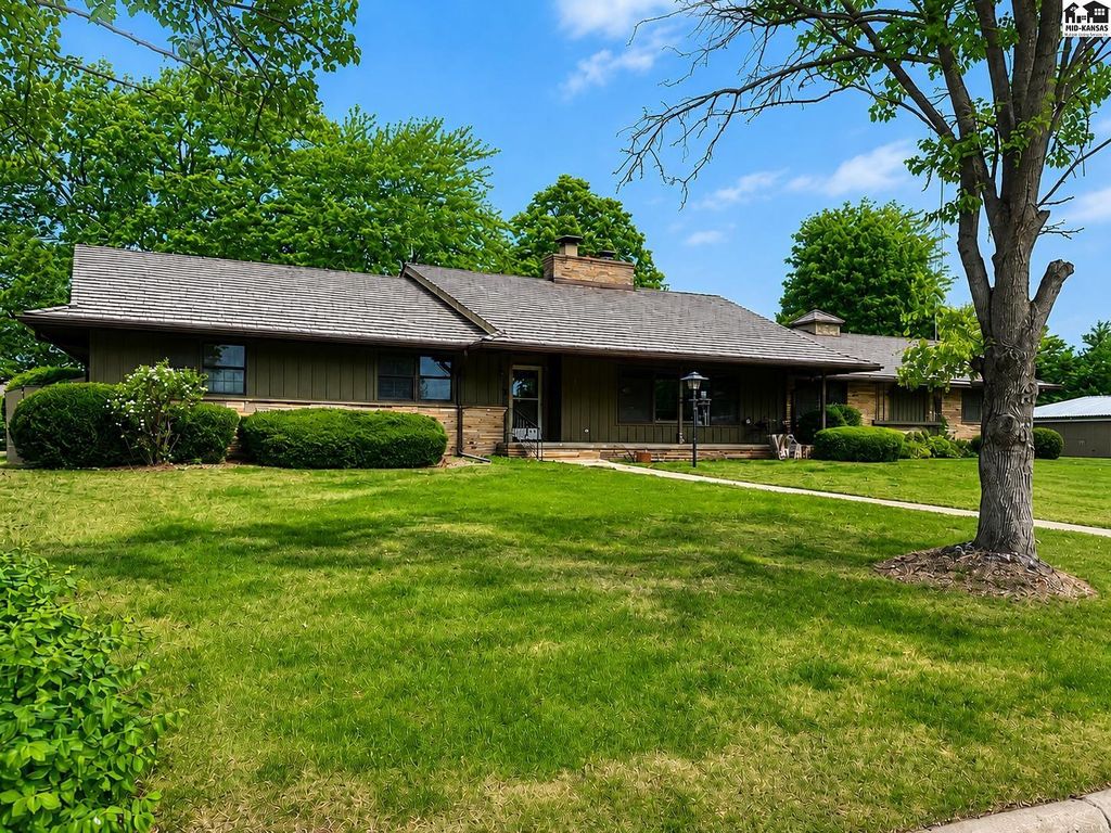 543 Terrace Dr