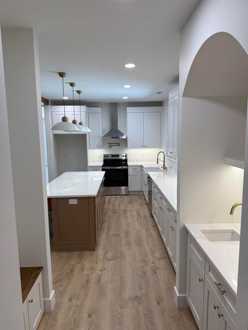 141 Babb Rd, Campobello, SC 29322