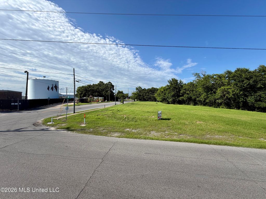 Canty Street, Pascagoula, MS 39567