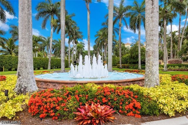 2728 Tiburon BLVD E 401, Naples, FL 34109