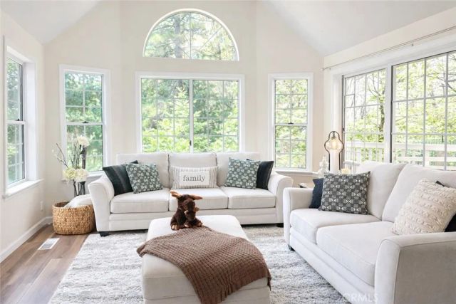 27313 Pinewood, Lake Arrowhead, CA 92352