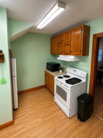 1420 Primrose Avenue, Huntington, WV 25701