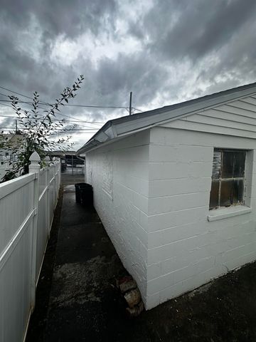 1420 Primrose Avenue, Huntington, WV 25701