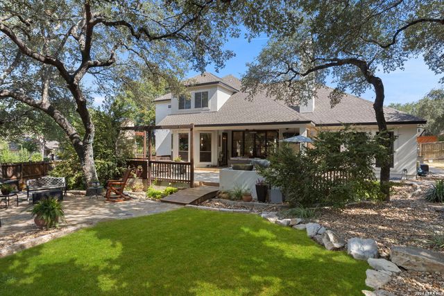 203 CAVAYO TRL, Helotes, TX 78023