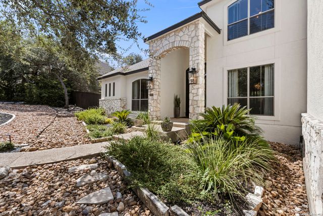 203 CAVAYO TRL, Helotes, TX 78023