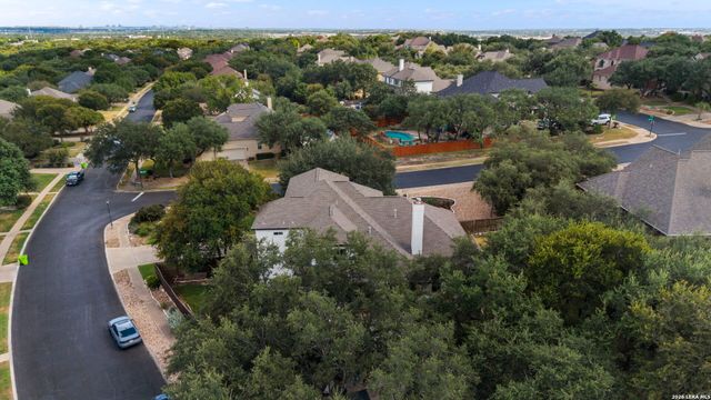 203 CAVAYO TRL, Helotes, TX 78023