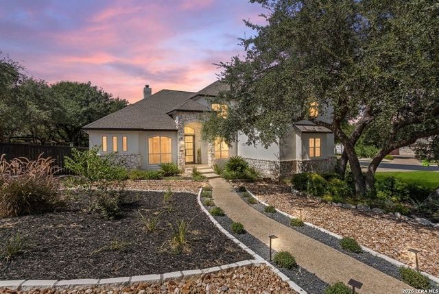 203 CAVAYO TRL, Helotes, TX 78023