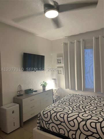3710 Collins Ave N-208, Miami Beach, FL 33140