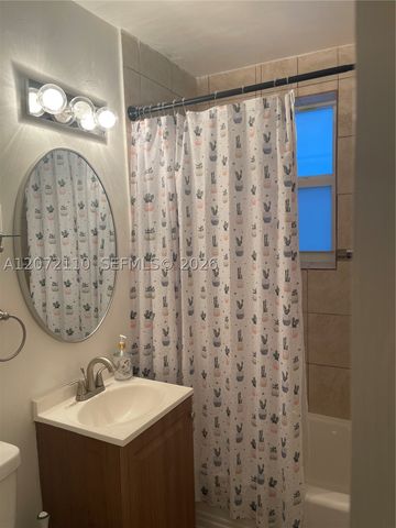 3710 Collins Ave N-208, Miami Beach, FL 33140