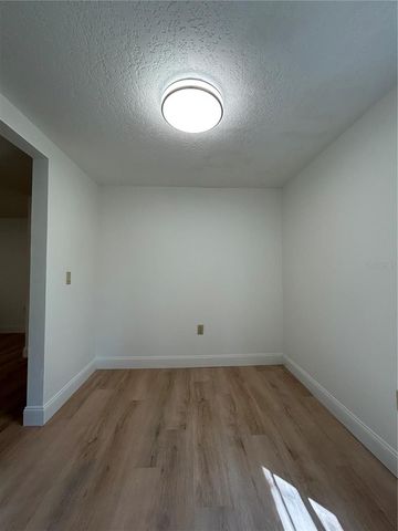 2024 DIXIE AVENUE, Eustis, FL 32726