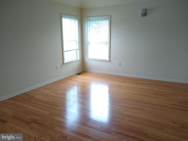 19 WORDSWORTH CT, East Windsor, NJ 08520