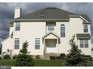 19 WORDSWORTH CT, East Windsor, NJ 08520