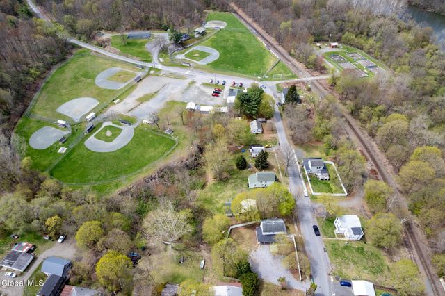 266 Poplar Avenue, Valley Falls, NY 12185