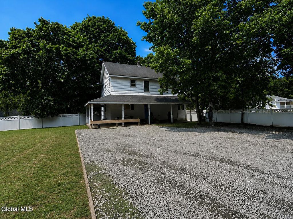 266 Poplar Avenue, Valley Falls, NY 12185