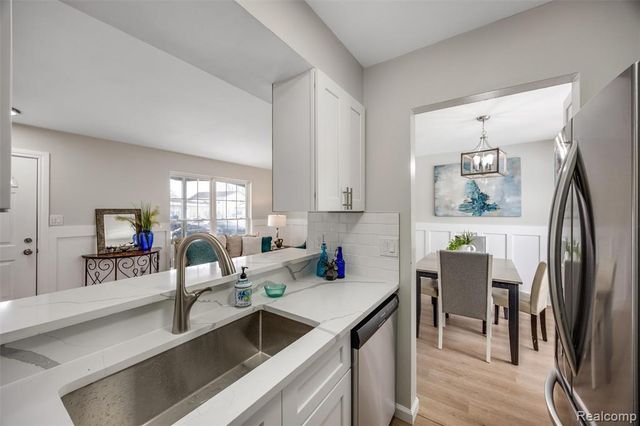 35335 Tall Oaks Drive, Sterling Heights, MI 48312