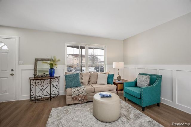 35335 Tall Oaks Drive, Sterling Heights, MI 48312