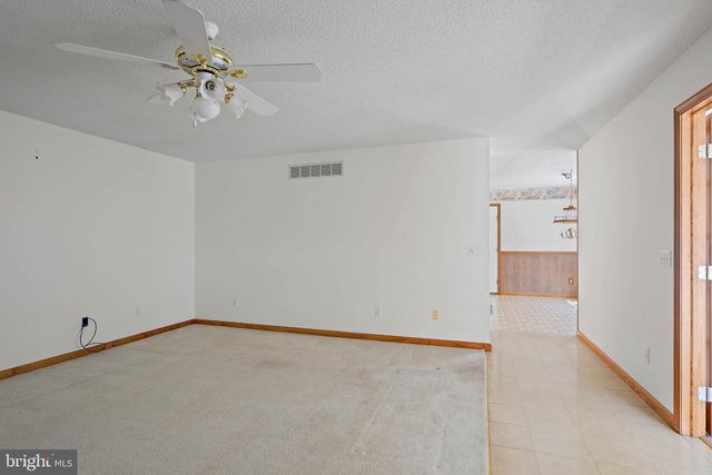 3 NICHOLE DR, Milton, DE 19968