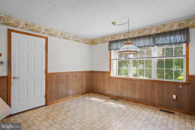 3 NICHOLE DR, Milton, DE 19968