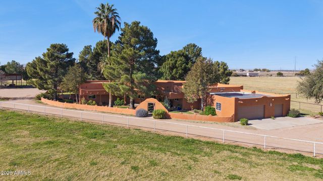 7496 S LINDA LOU Road, Eloy, AZ 85131