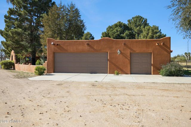 7496 S LINDA LOU Road, Eloy, AZ 85131