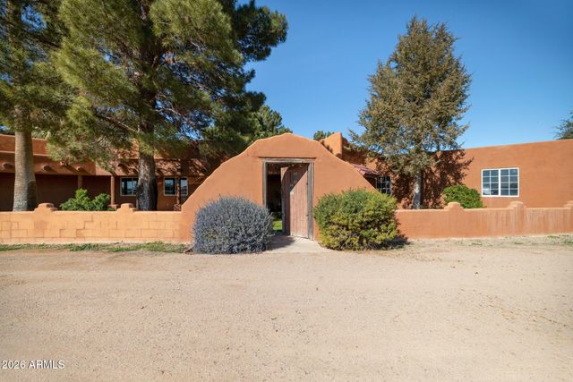 7496 S LINDA LOU Road, Eloy, AZ 85131